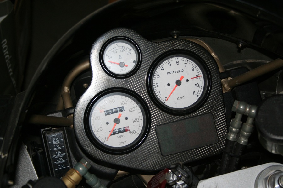 ducati900ss1734.JPG